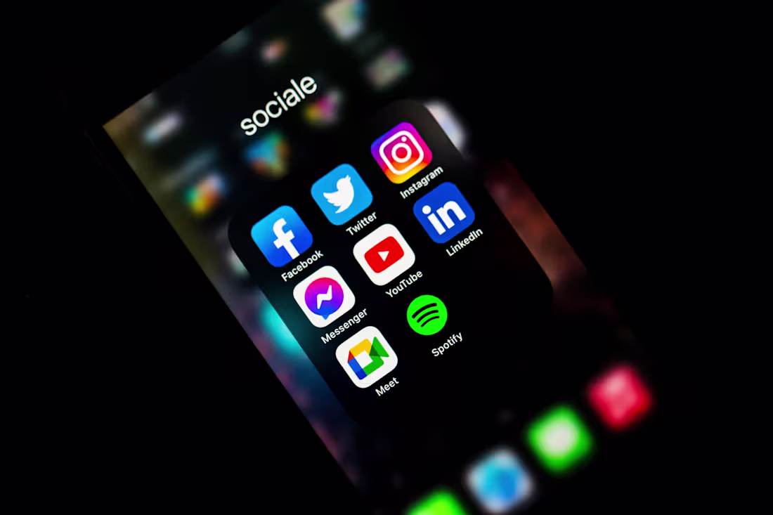 Cover image for Social Media Marketing