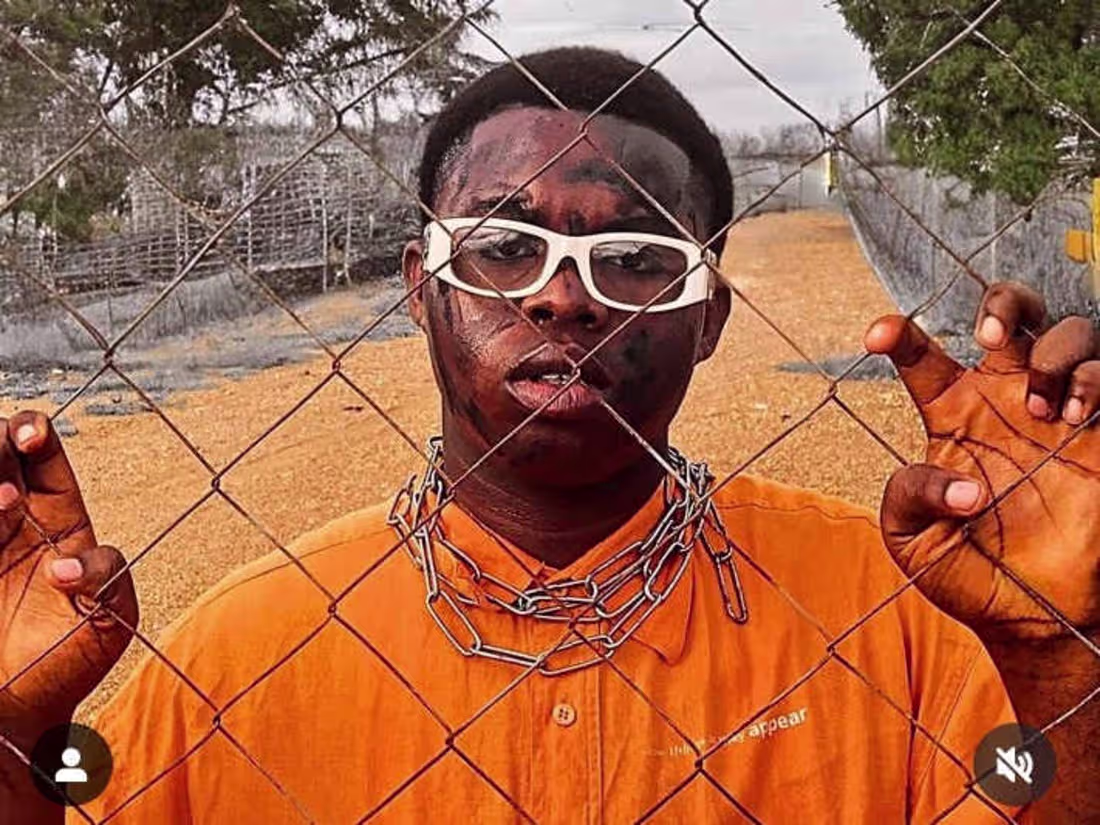 Cover image for School a prsion