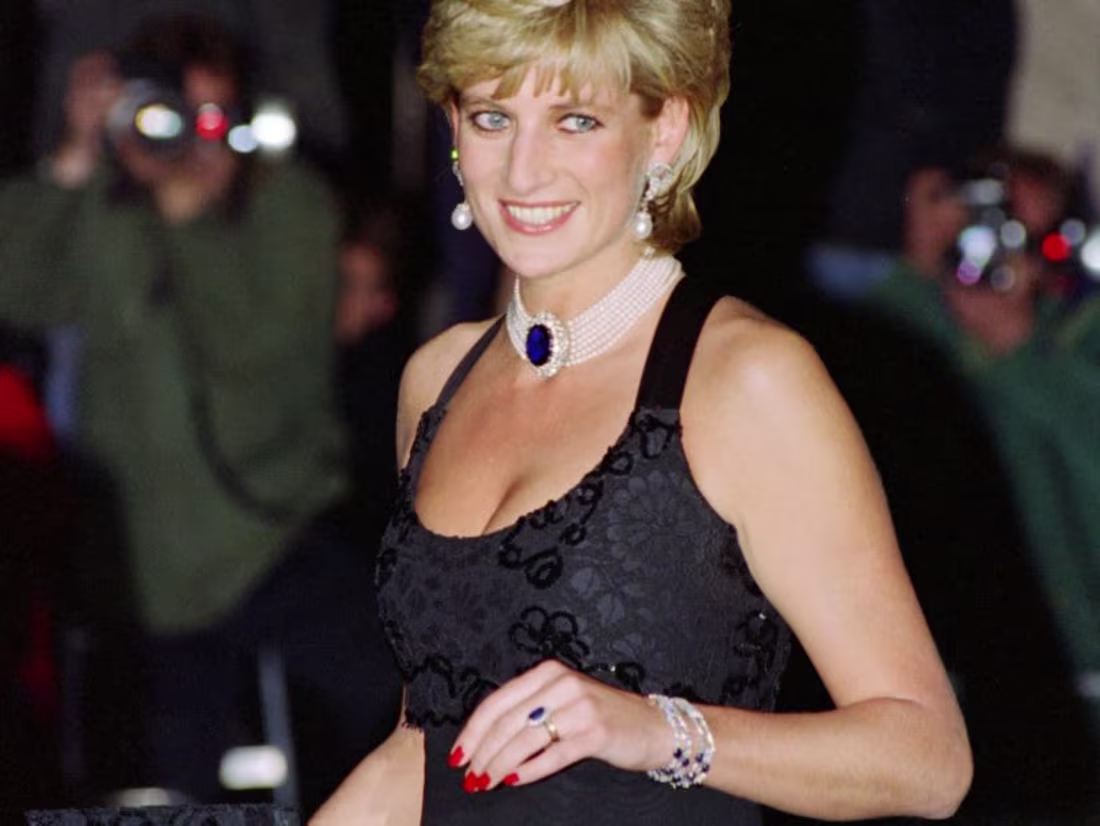 Cover image for What You Should Know Before Buying a Sapphire. 