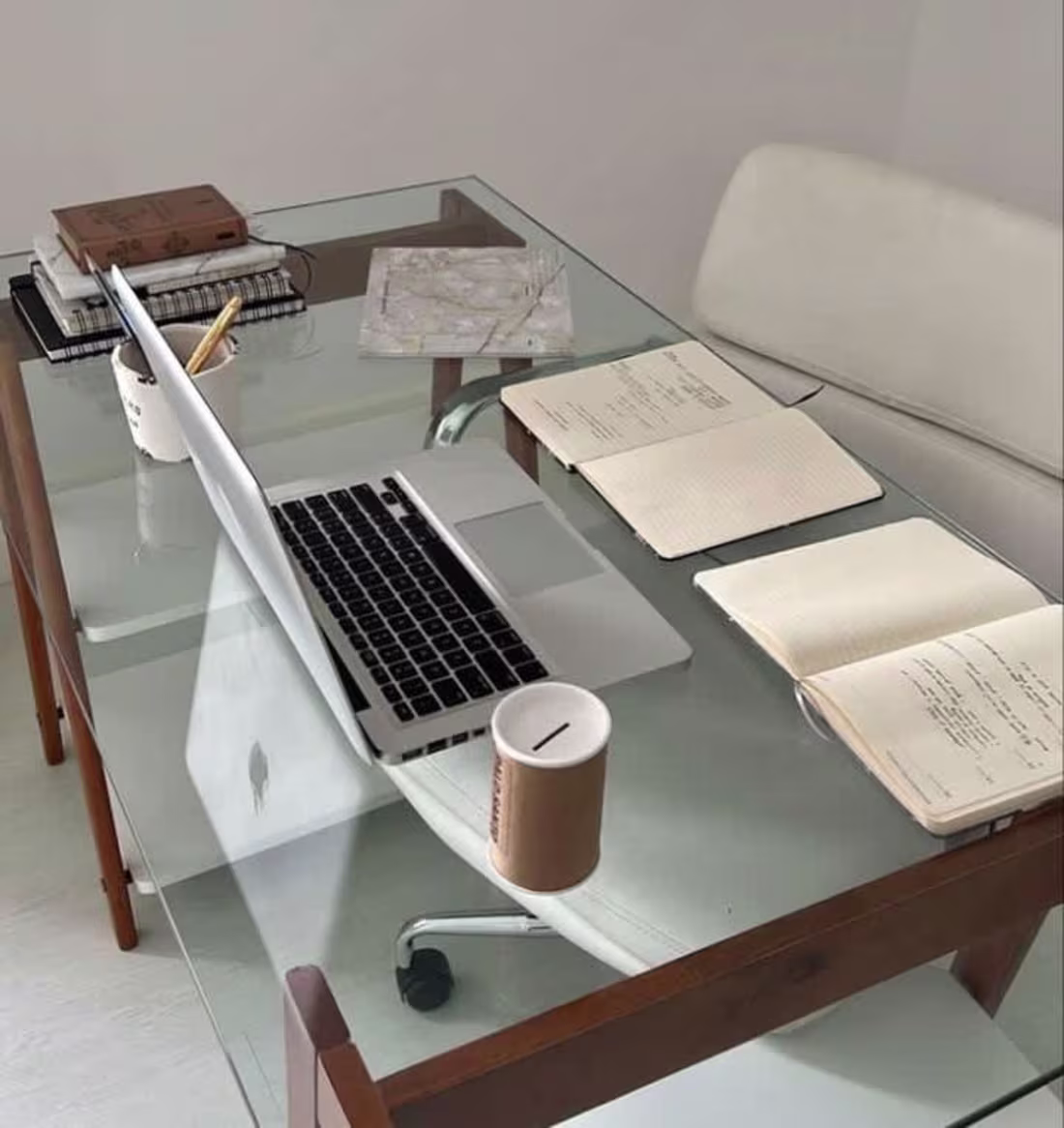 Cover image for Journaling and report writing 