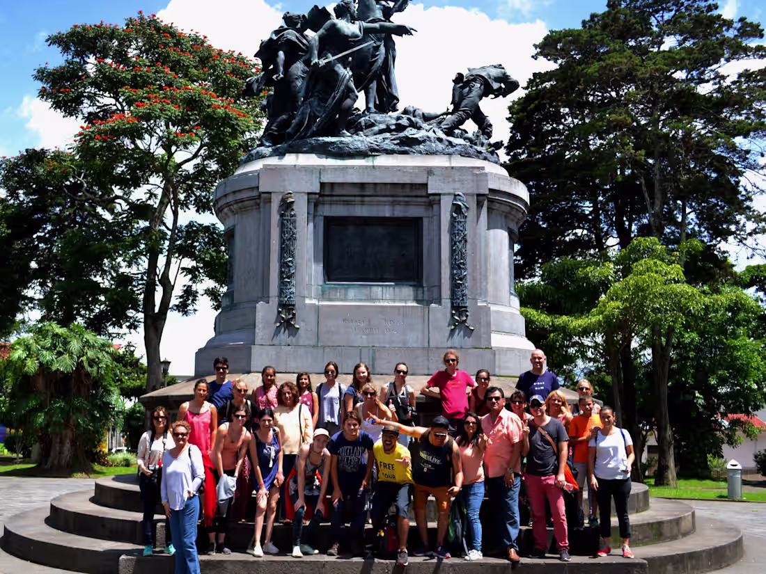 Cover image for Web content writing, English and Spanish