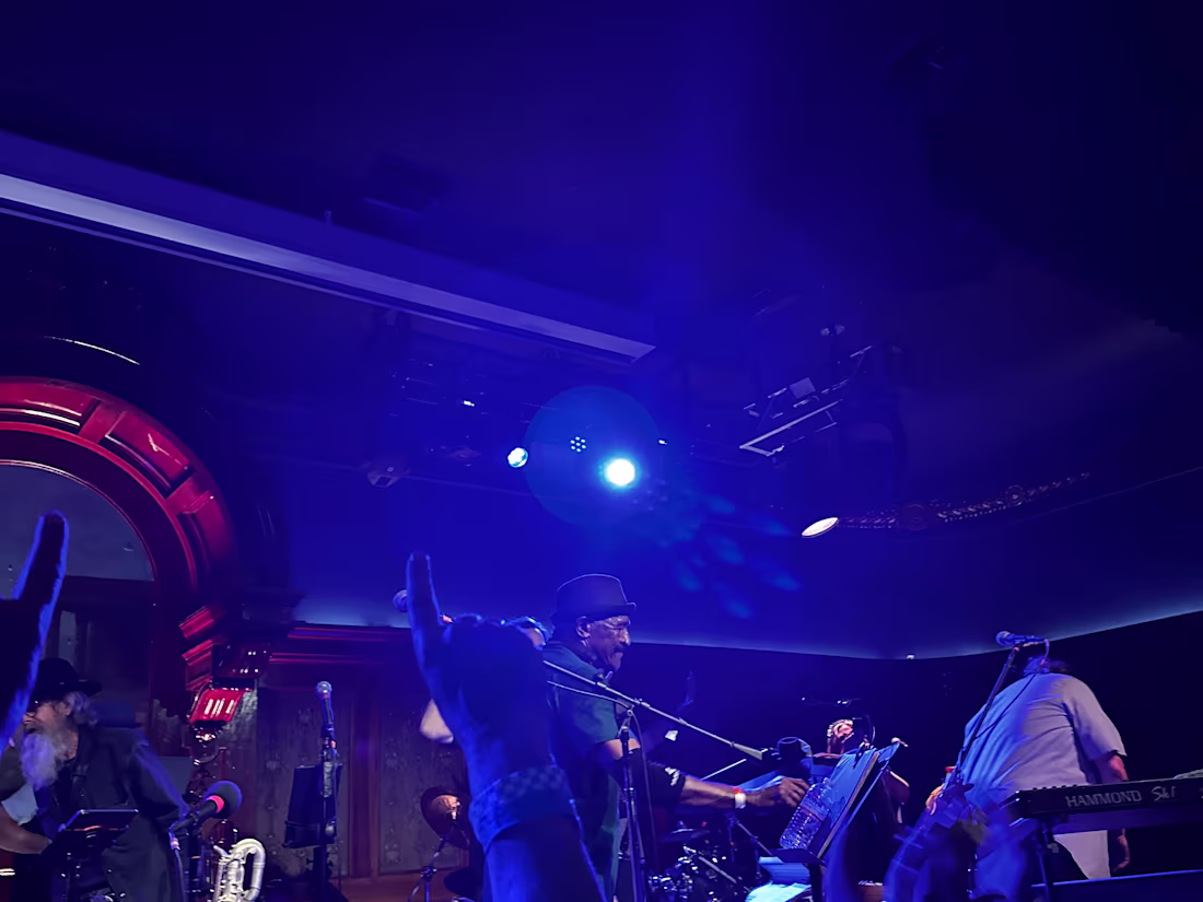 Cover image for Music Review