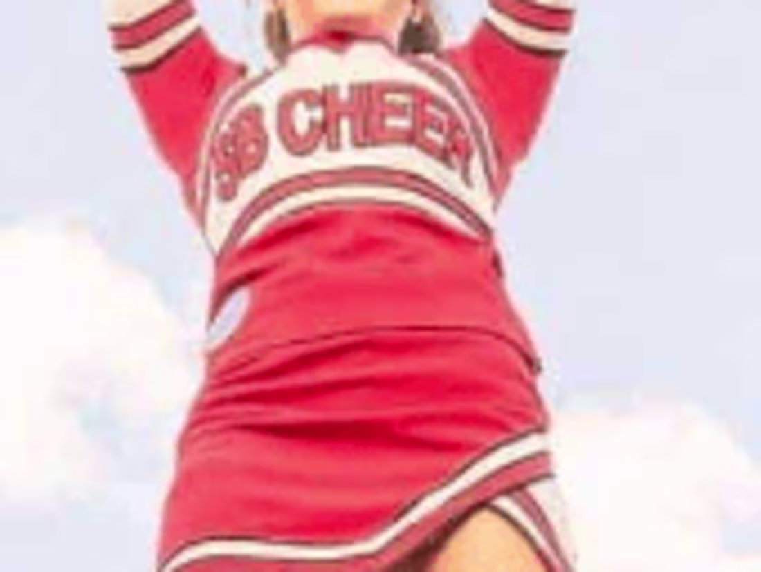 Cover image for High school cheerleaders make a difference!