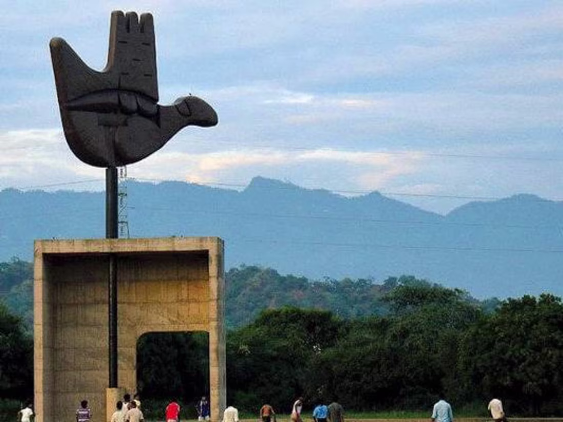 Cover image for Taxi Service in Chandigarh