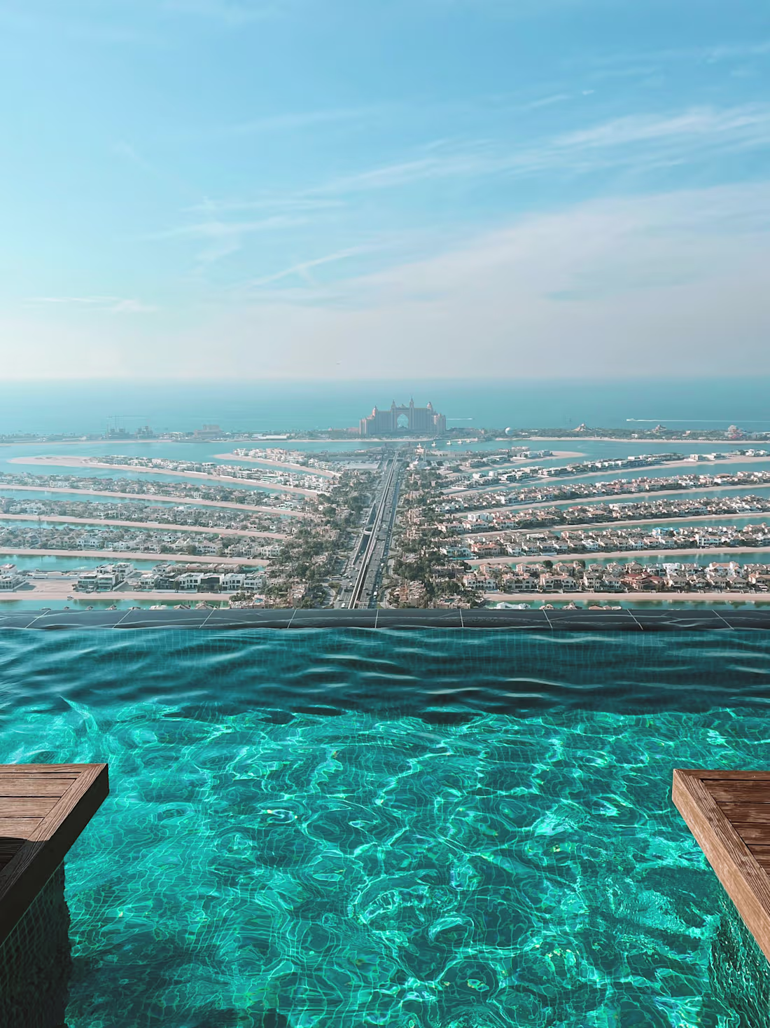 Cover image for Emotional Transformation of Luxury Interiors with Art