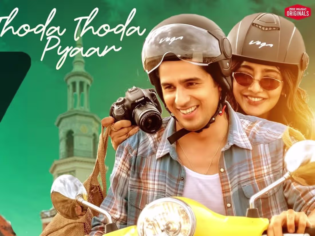 Cover image for Thoda Thoda Pyaar 