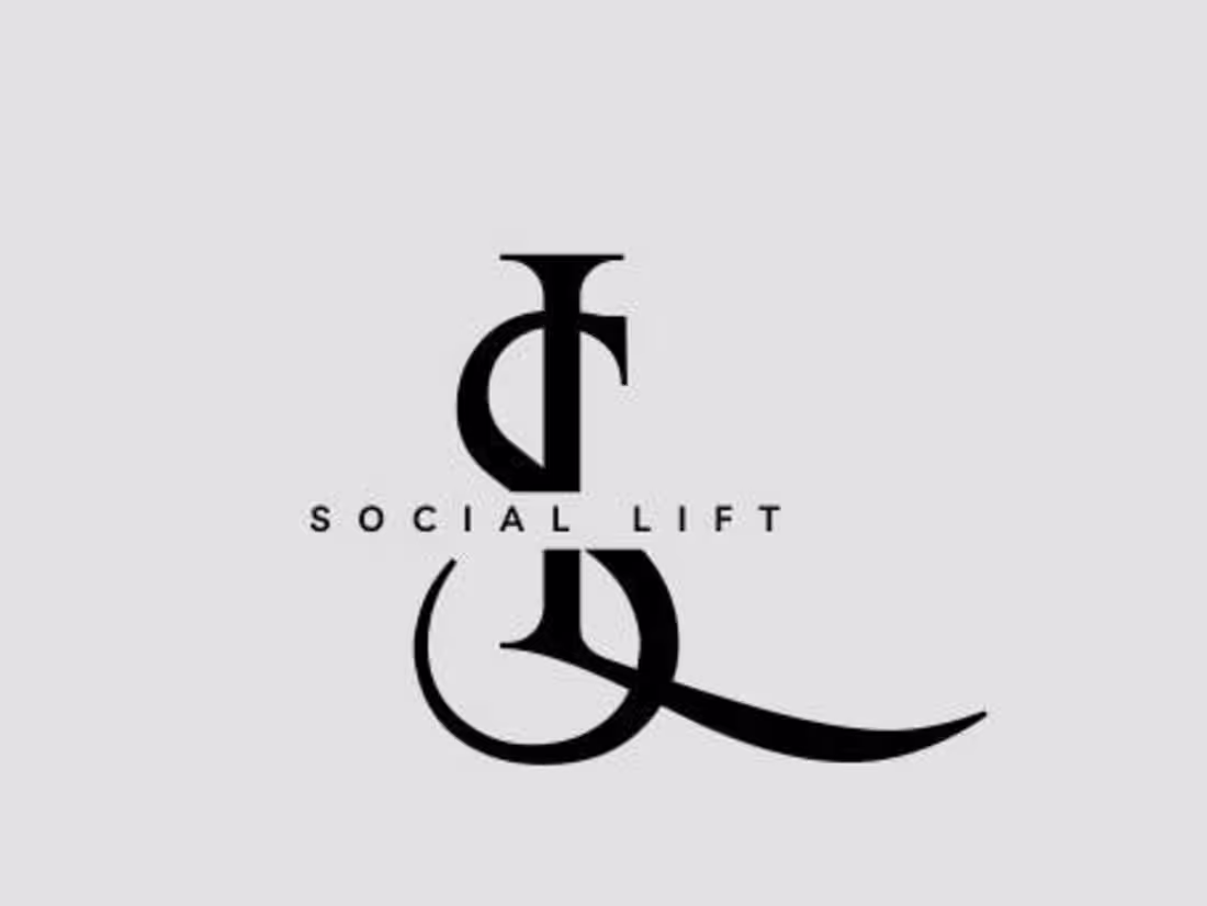 Cover image for Mastering Social Media