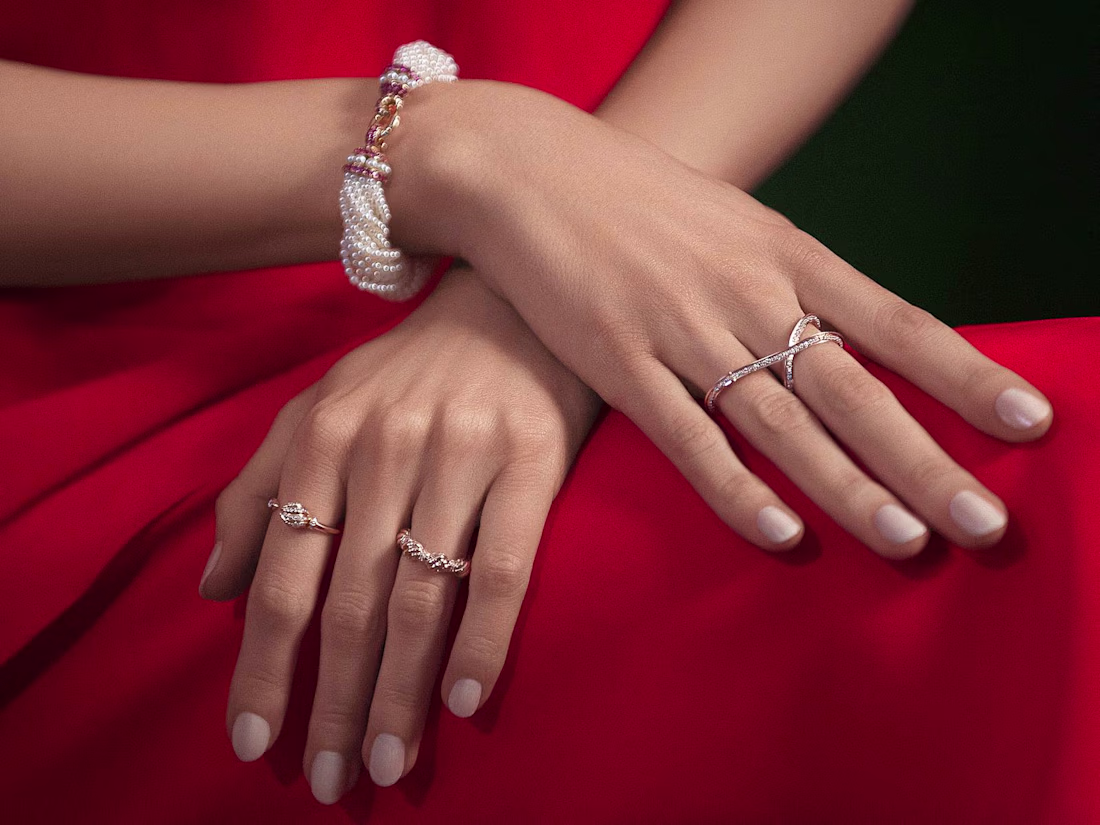 Cover image for Gafla Jewellery: reinventing symbols of the Arabian Gulf