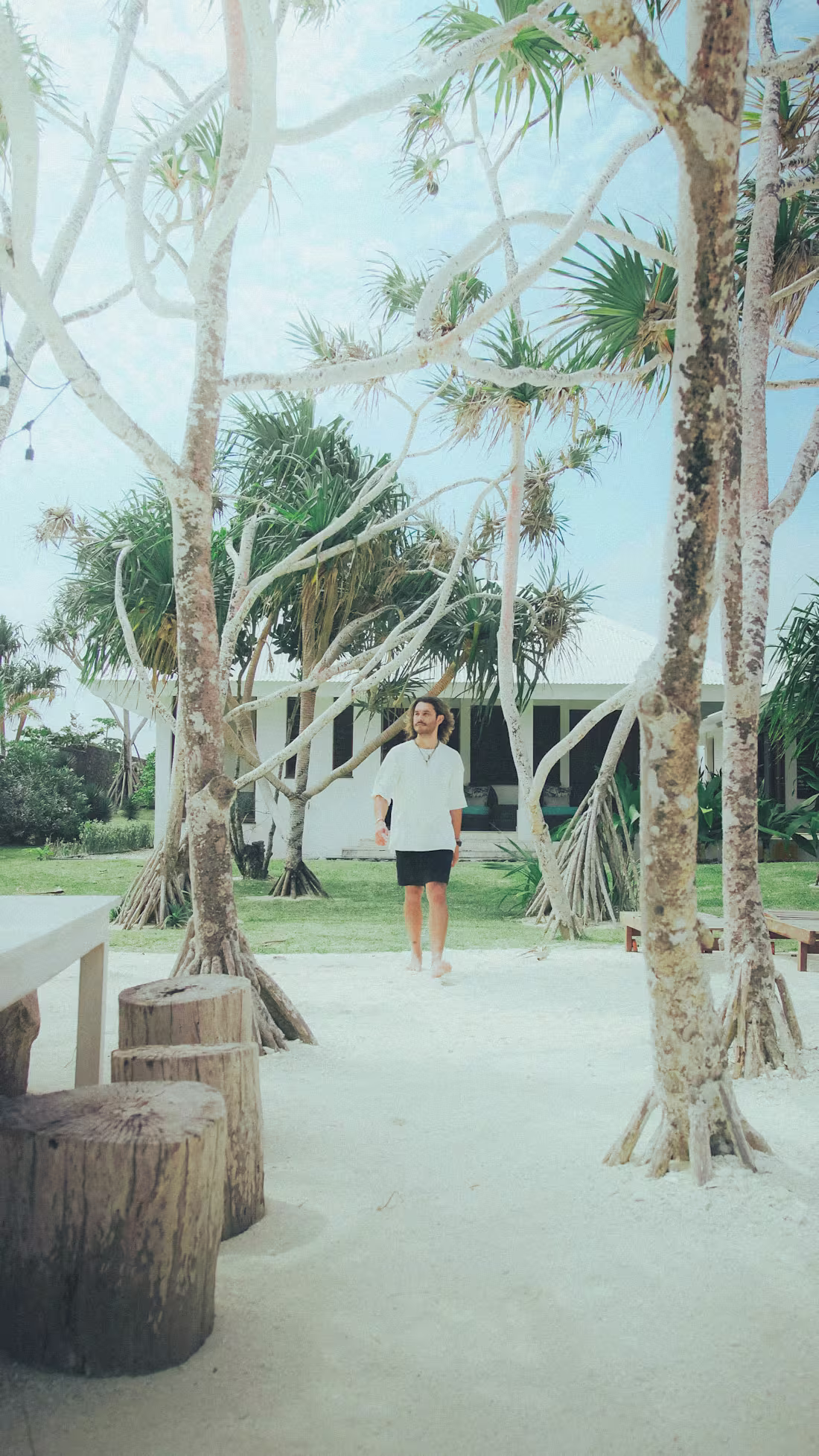 Cover image for UGC Video & Photo - Vanuatu Luxury Holiday Homes