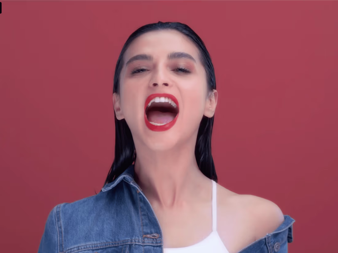 Cover image for Maybelline NewYork
