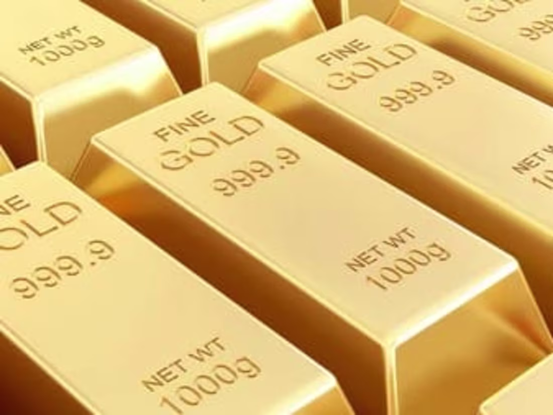 Cover image for Should I Invest in Gold? - Billfold Life