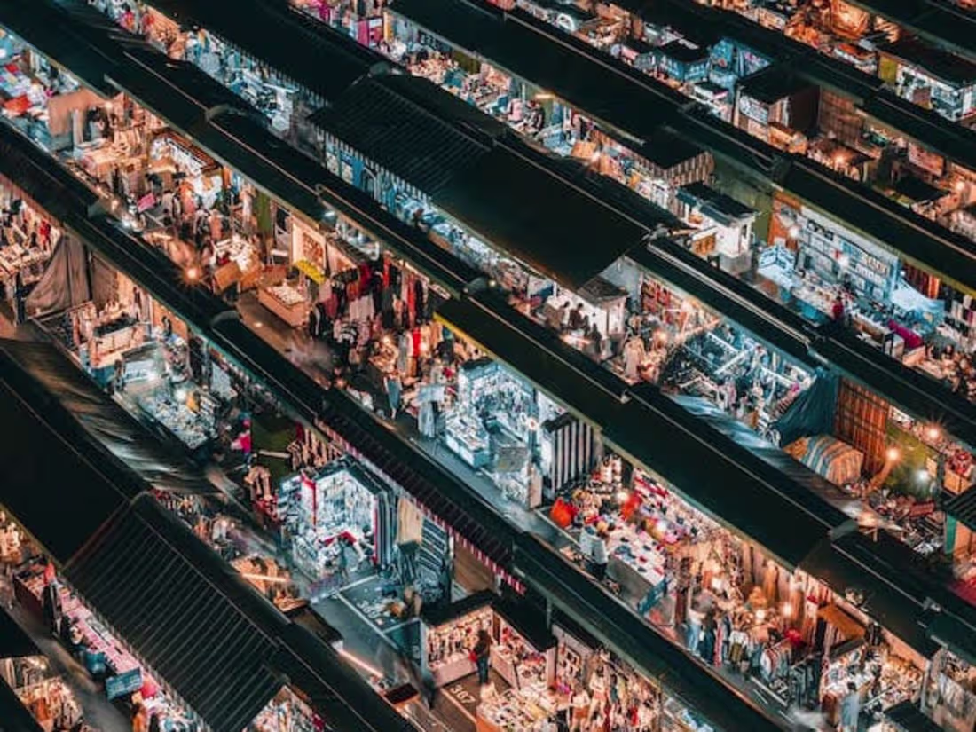 Cover image for Market Research Blog Writing | Technology | UX & CX | SEO