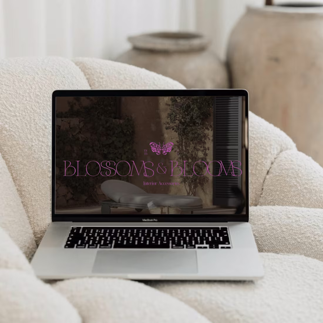 Cover image for Blossoms & Blooms