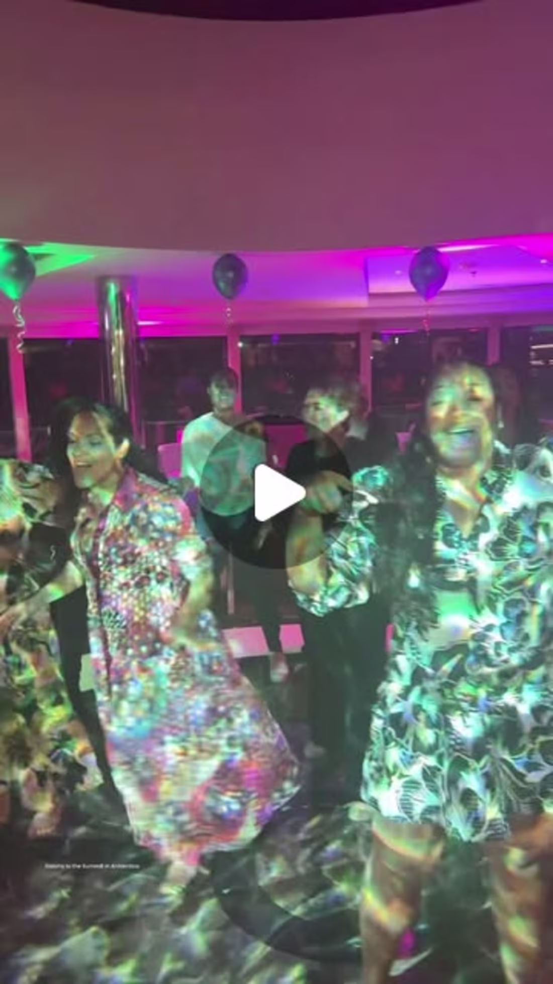 Cover image for Sistahs to the Summit: Antarctica Expedition