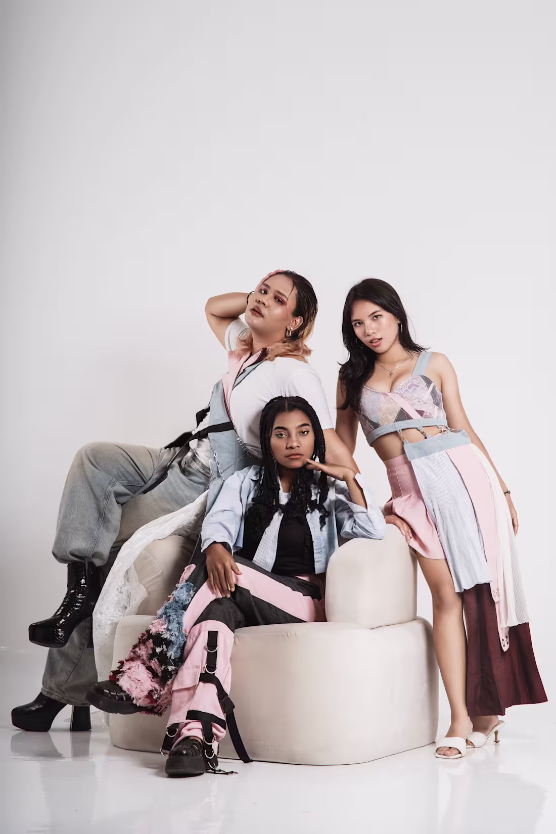 Cover image for Fashion Styling Projects ; Ready