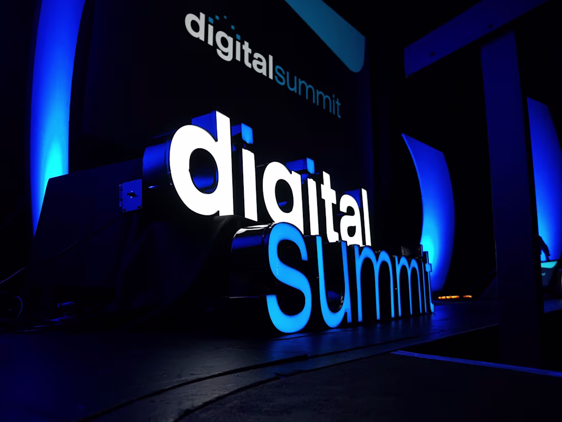 Cover image for Full-Spectrum Brand Design - From Strategy to Implementation