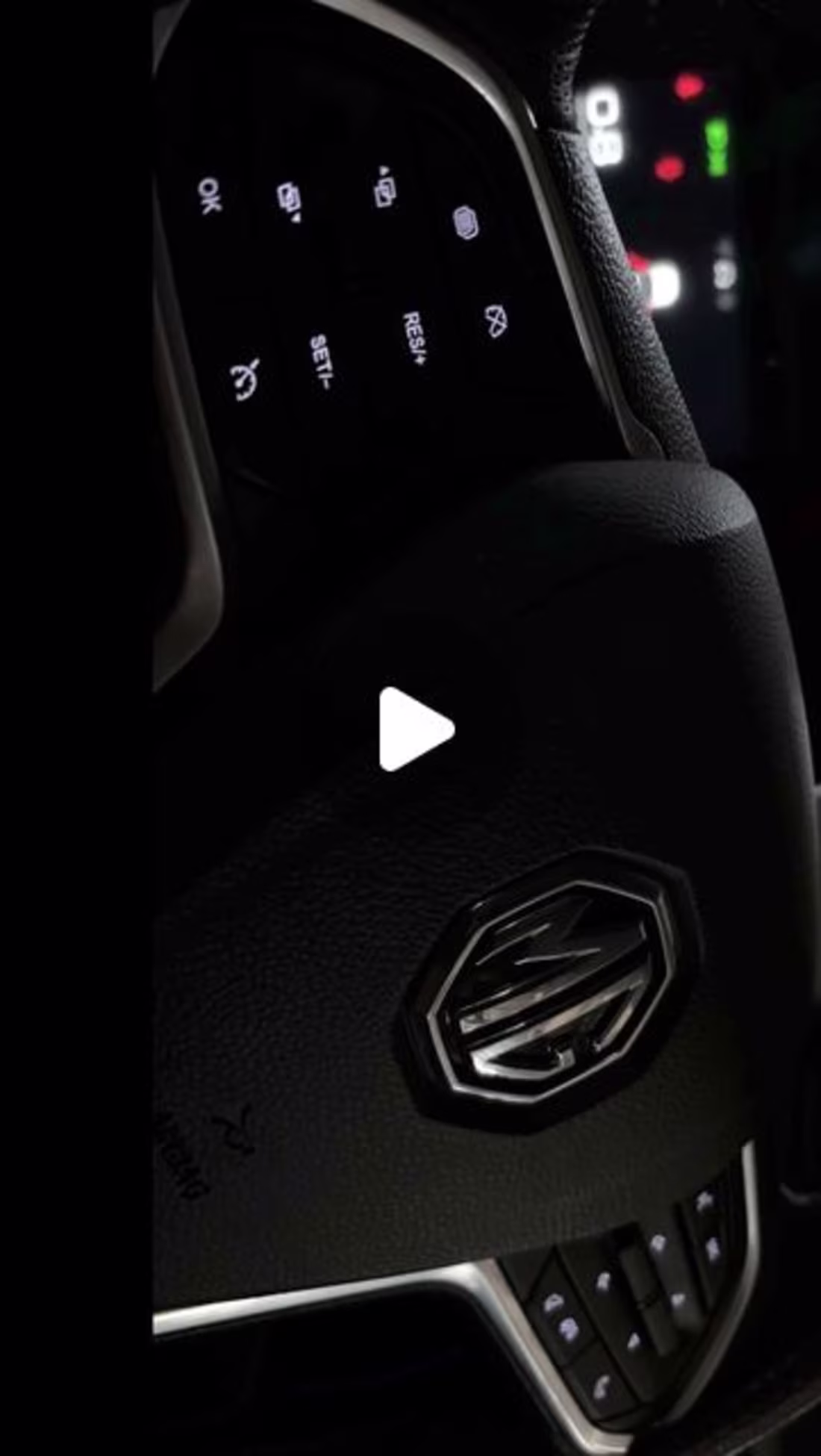 Cover image for 𝓥𝓲𝓹𝓾𝓵 🍁 on Instagram: ”😎 #shotoniphone #mgmotors #mgmoto…