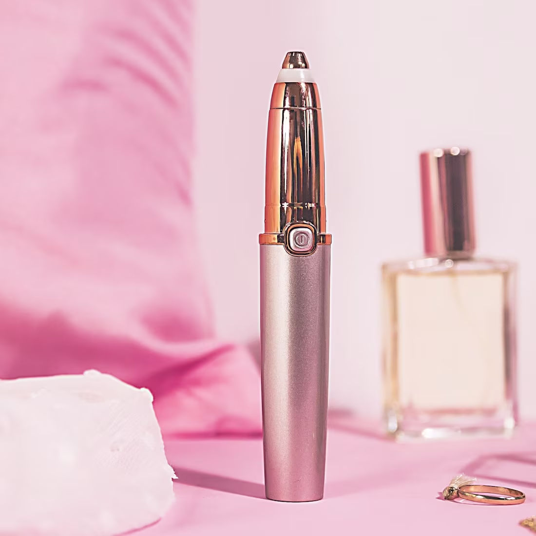 Cover image for Precision Eyebrow Hair Trimmer (Product Description)