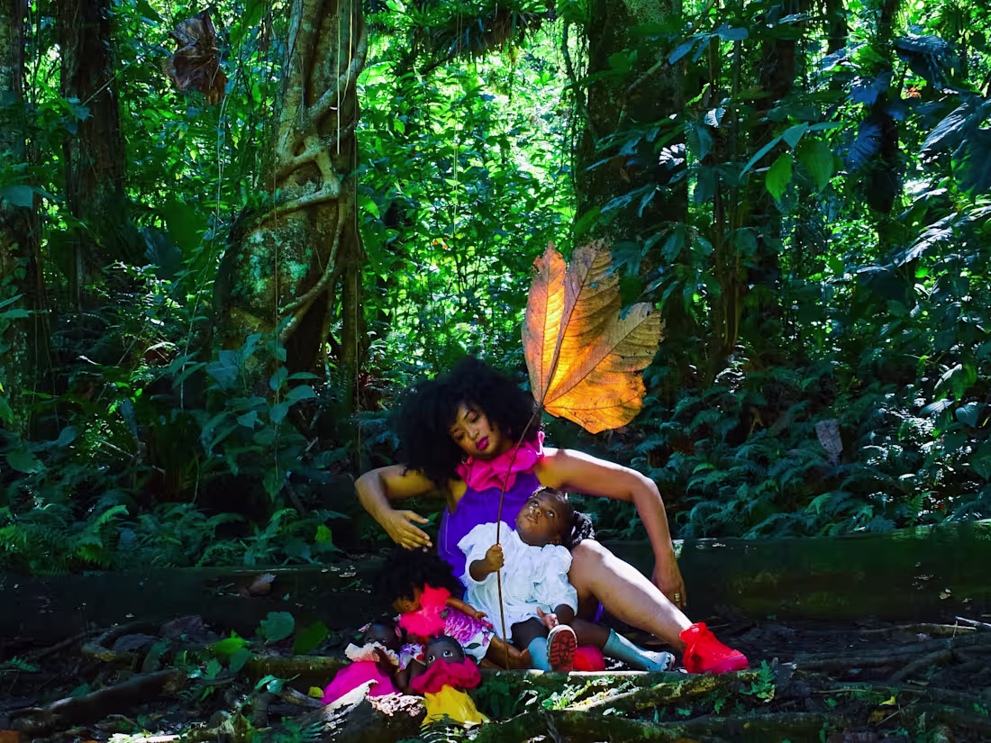 Cover image for Sora au pays des poupées noires