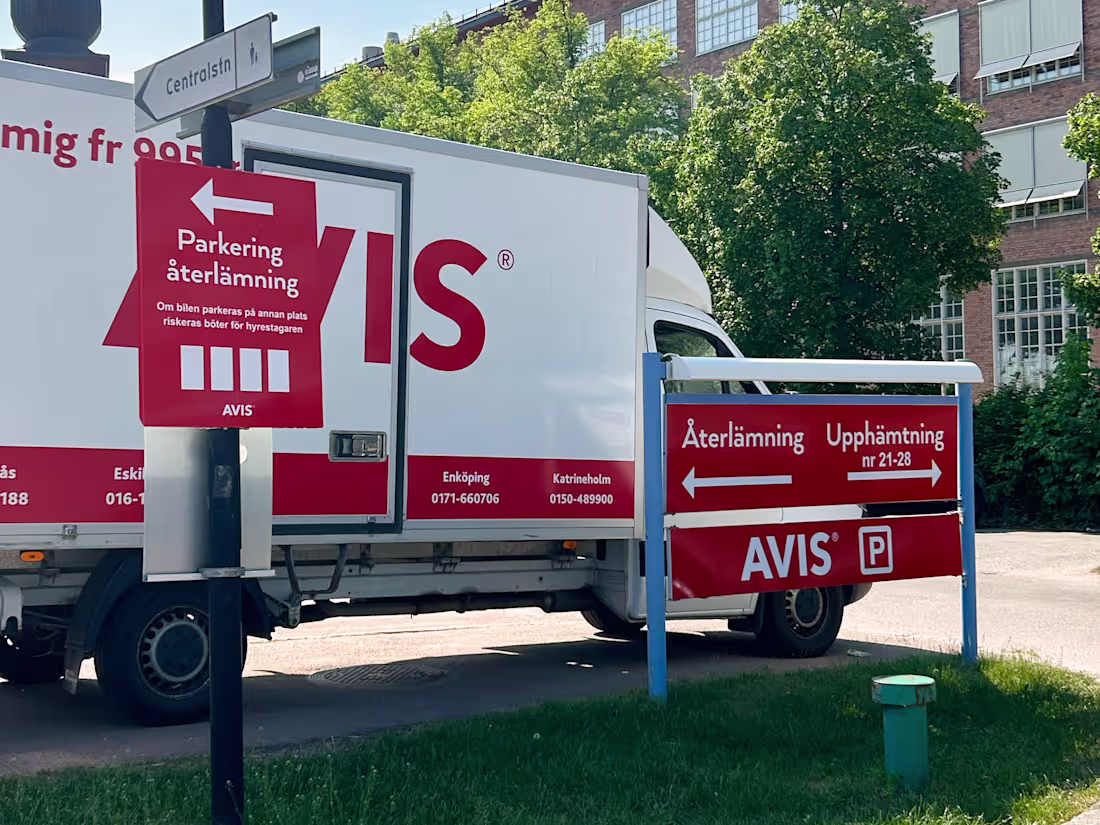 Cover image for Campaign material, SoMe or Print? I'm here for you all the way.