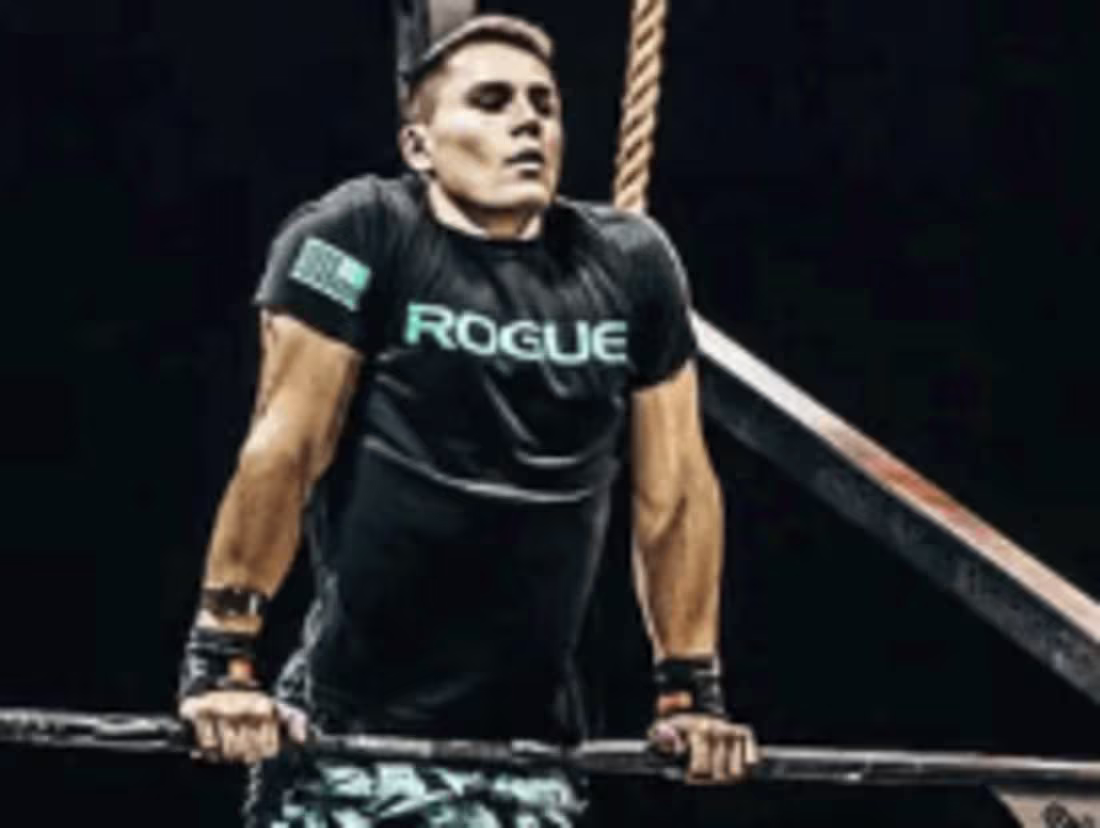 Cover image for Andrew Hiller Continues to Challenge Online Competition Standard