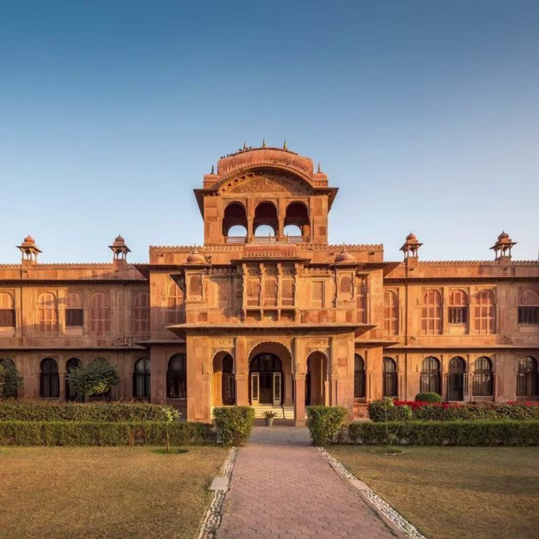 Cover image for Jodhpur to Bikaner Taxi