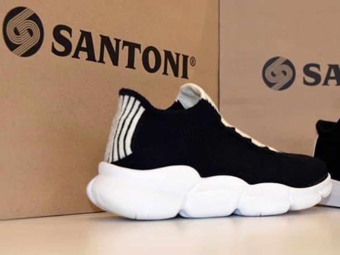 Cover image for Wool Fiber Sports Shoes: Enhanced Performance and Comfort 