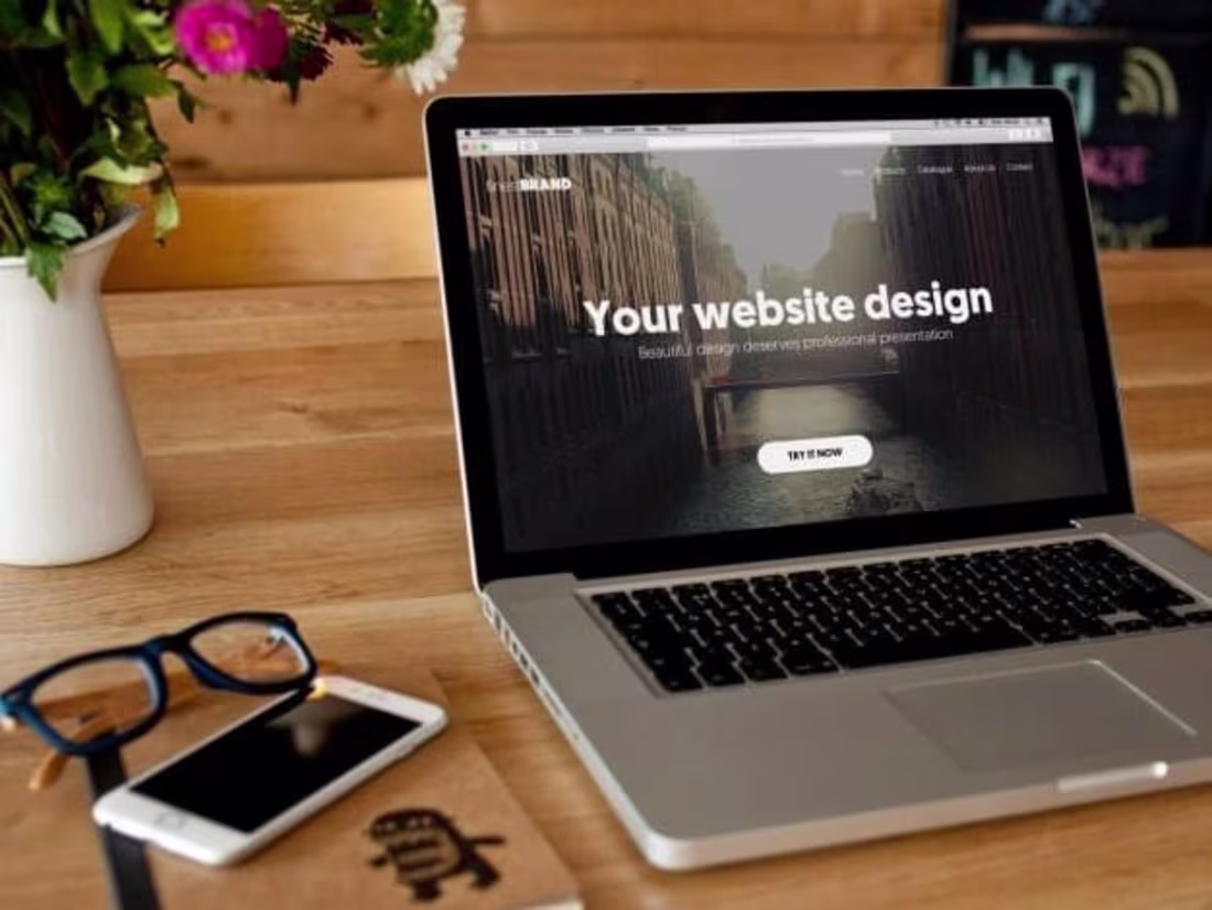 Cover image for react dashboard hosted on vercel