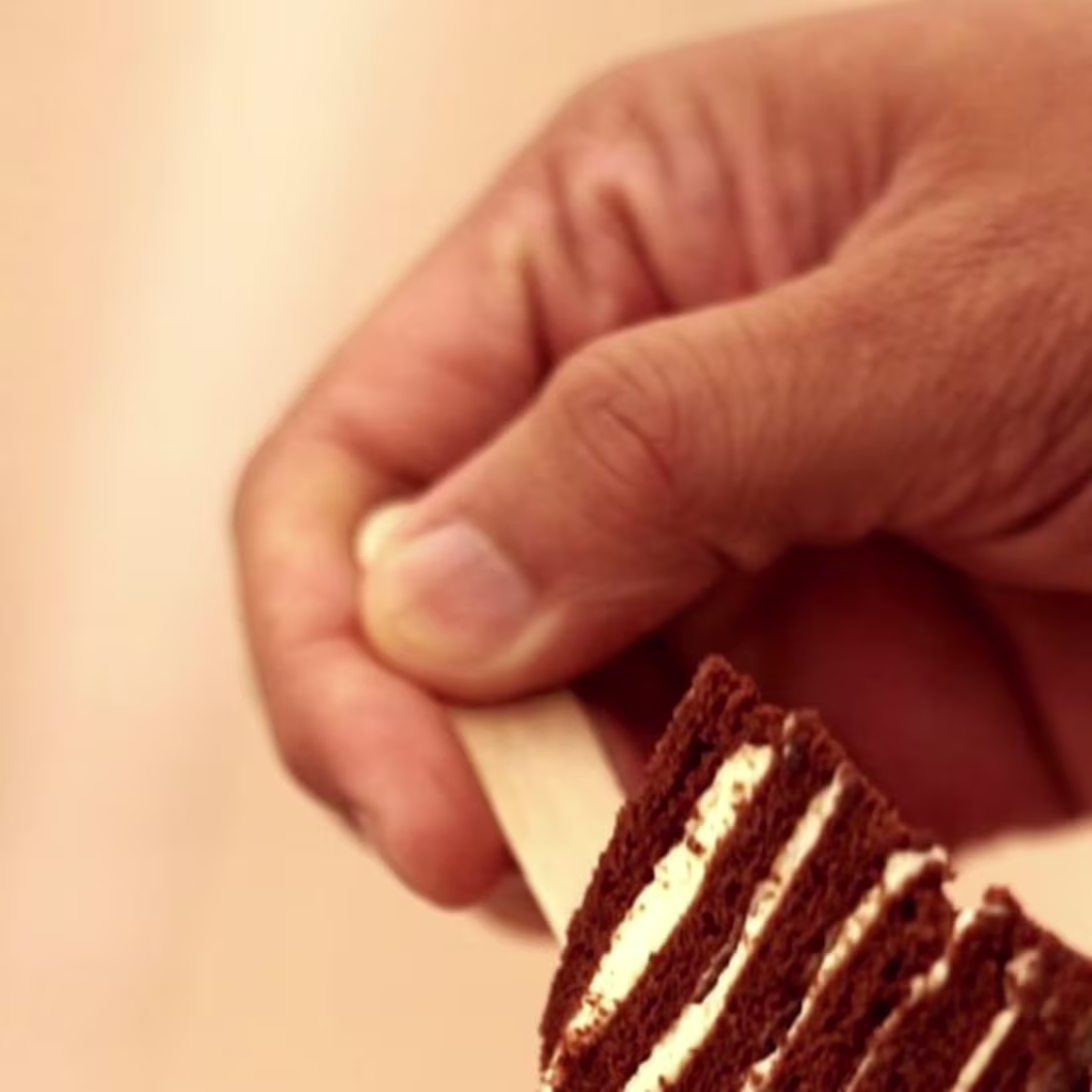 Cover image for Wanderingg Foodie Helping Hands on Instagram: ”വായിൽ ഇട്ടാൽ അലി…