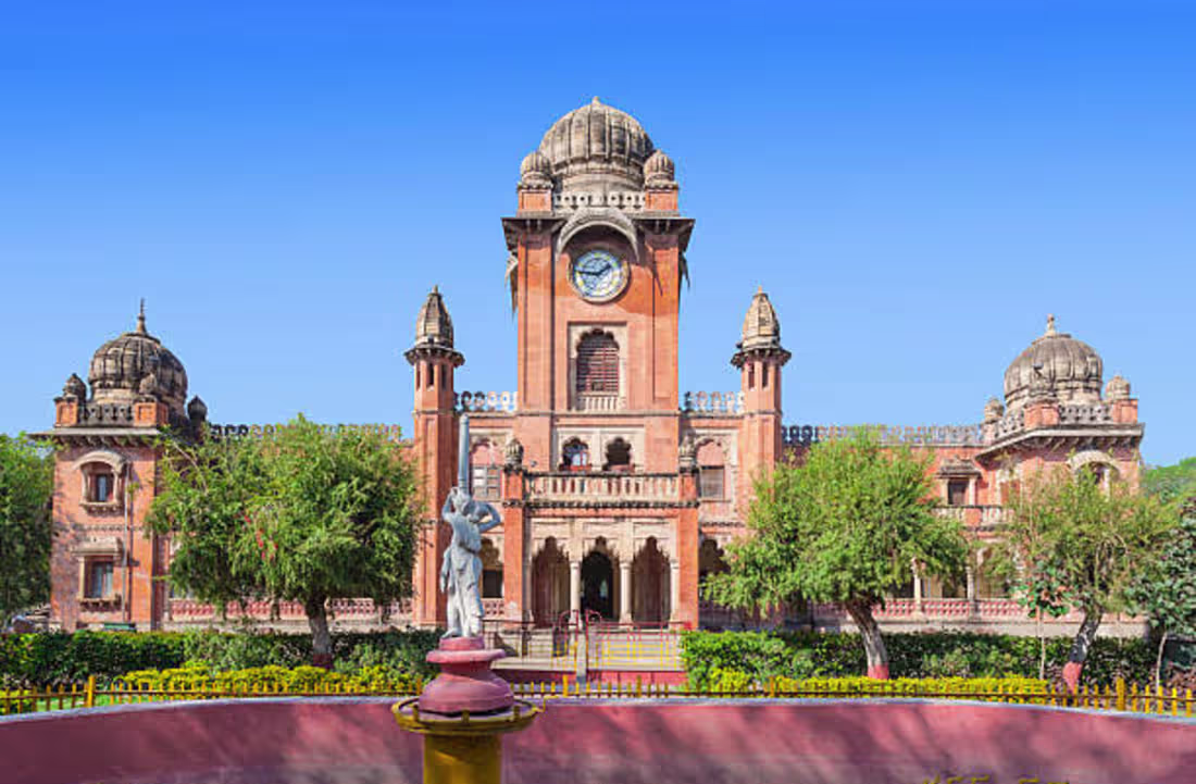 Cover image for Cab Service in Indore 