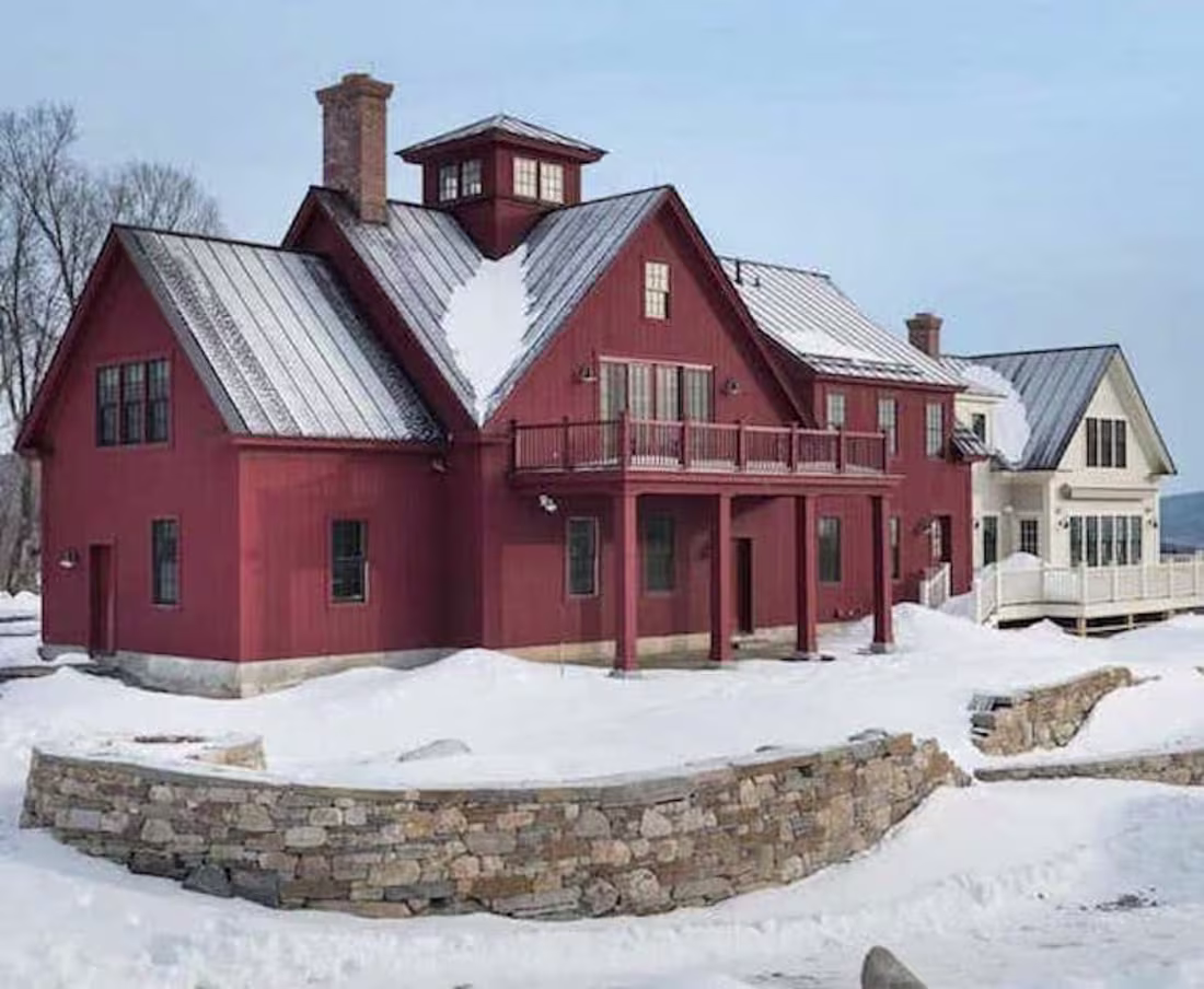 Cover image for Why Is Now The Best Time To Own A Vermont Franchise?