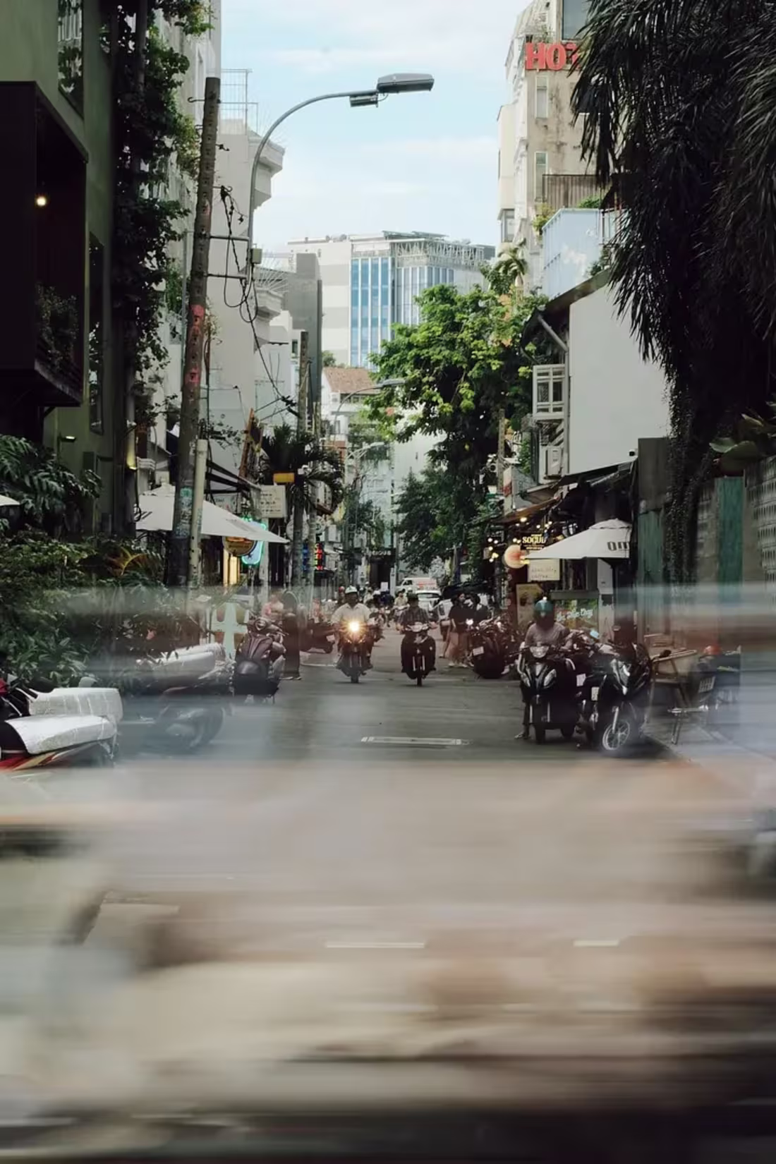 Cover image for Title:
Vietnam Just Declared War on