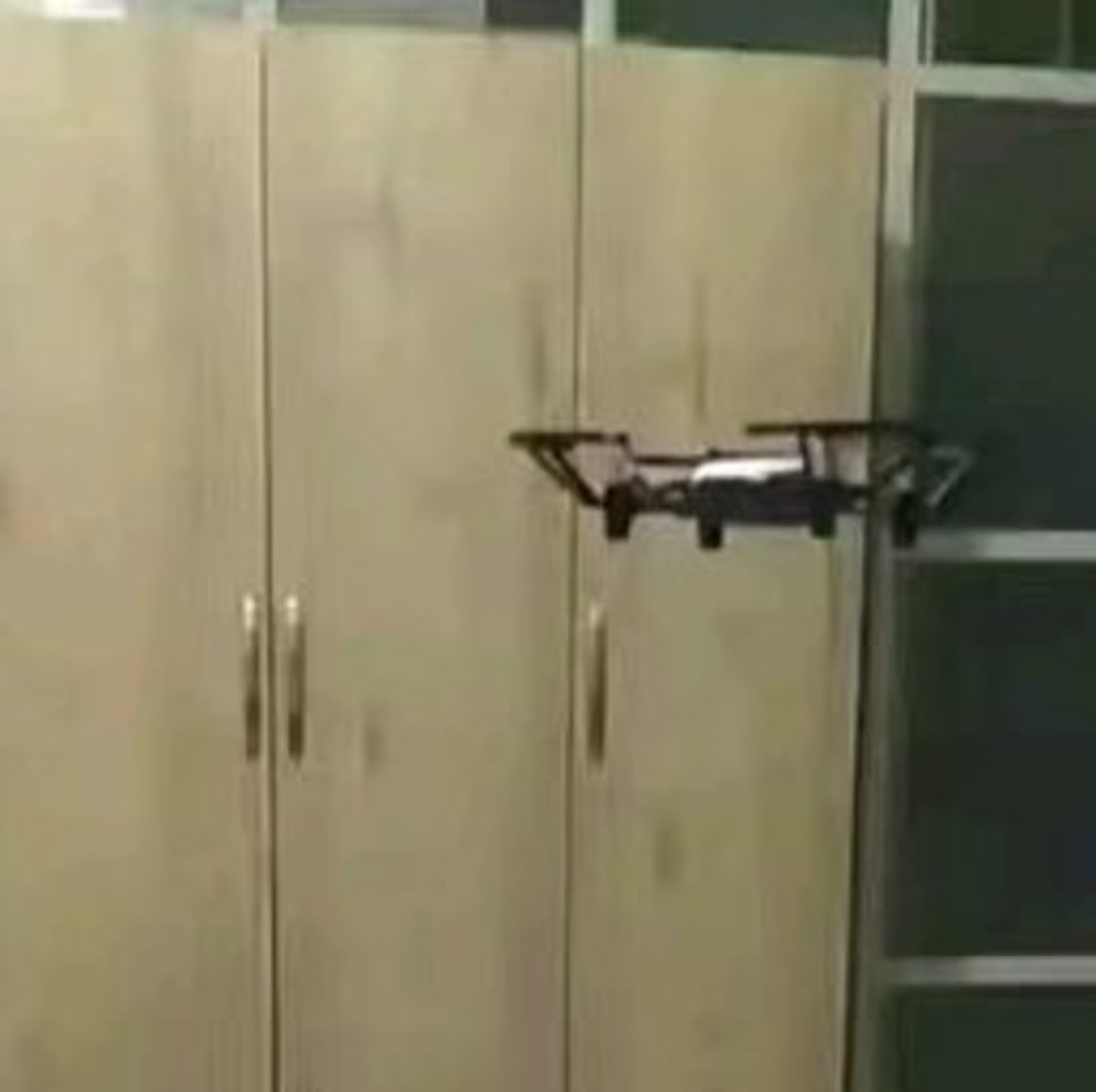 Cover image for Ｃｙｂｅｒｔｅｃ１６４ on Instagram: “This is a Python script that kills t…