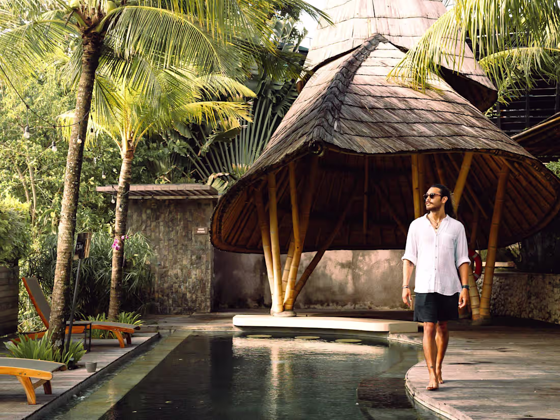 Cover image for UGC Video & Photo - Luxury Villas & Hotels