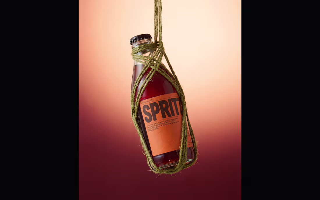 Cover image for non-alcoholic spritz packshot [AI-generated]