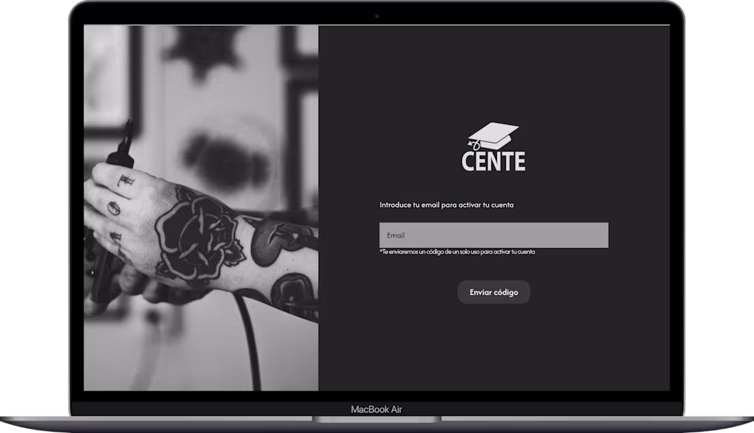 Cover image for Cente