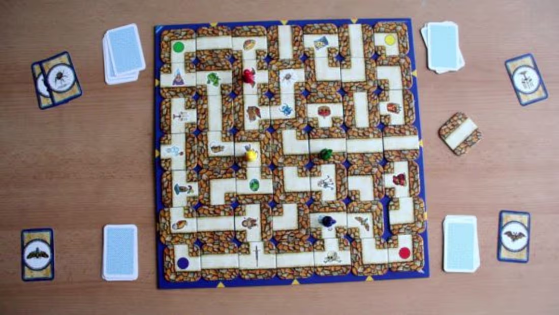 Cover image for The Amazing Labyrinth Java Server/Client Game