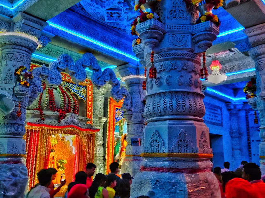 Cover image for travel vlogs