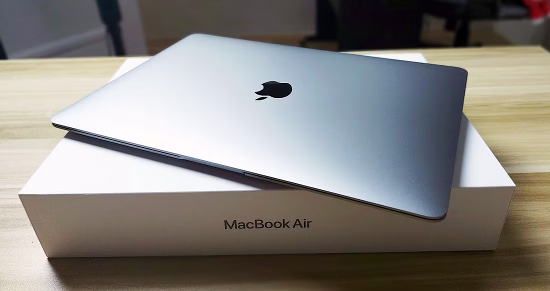 Cover image for Apple M1 MacBook Air (2020) — Beast and Beauty