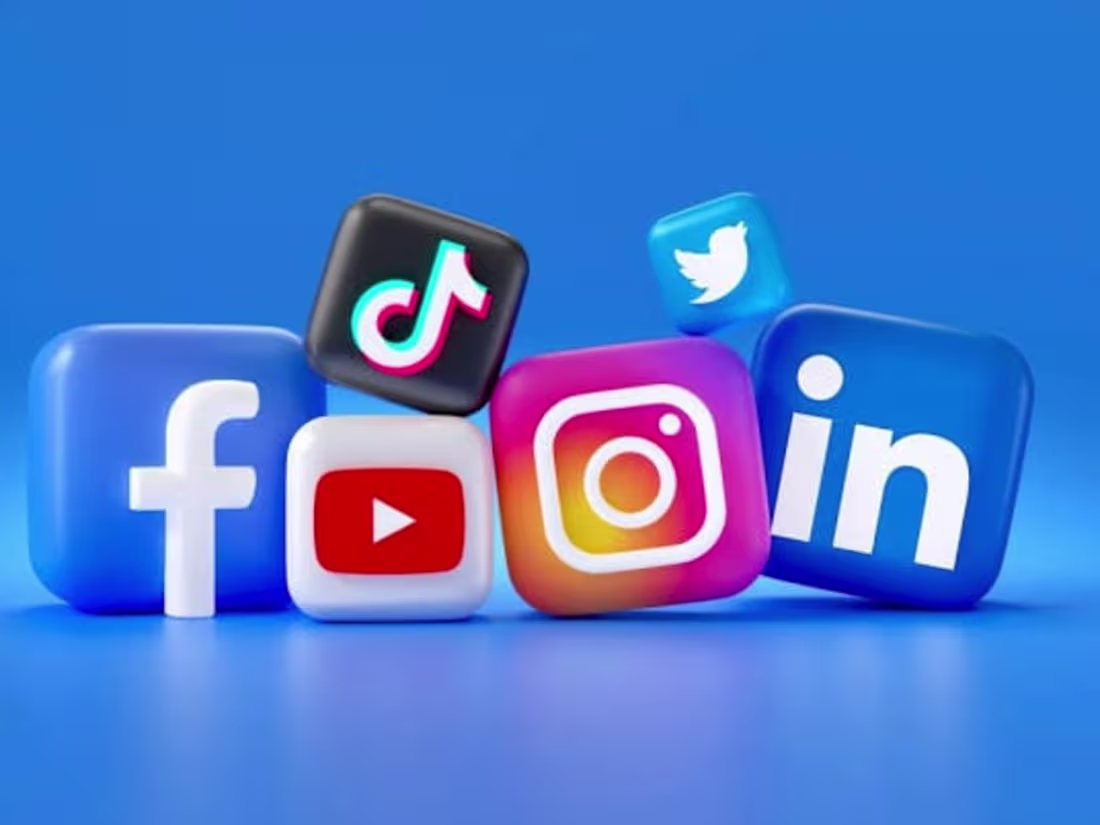 Cover image for Social media marketing 