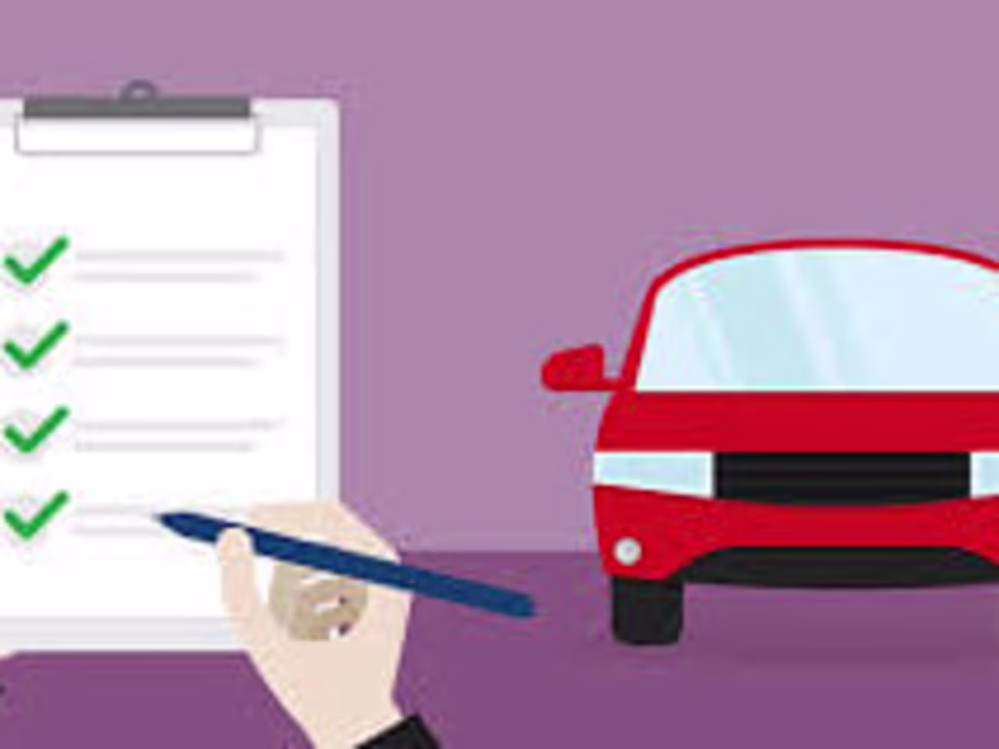 Cover image for Auto insurance 