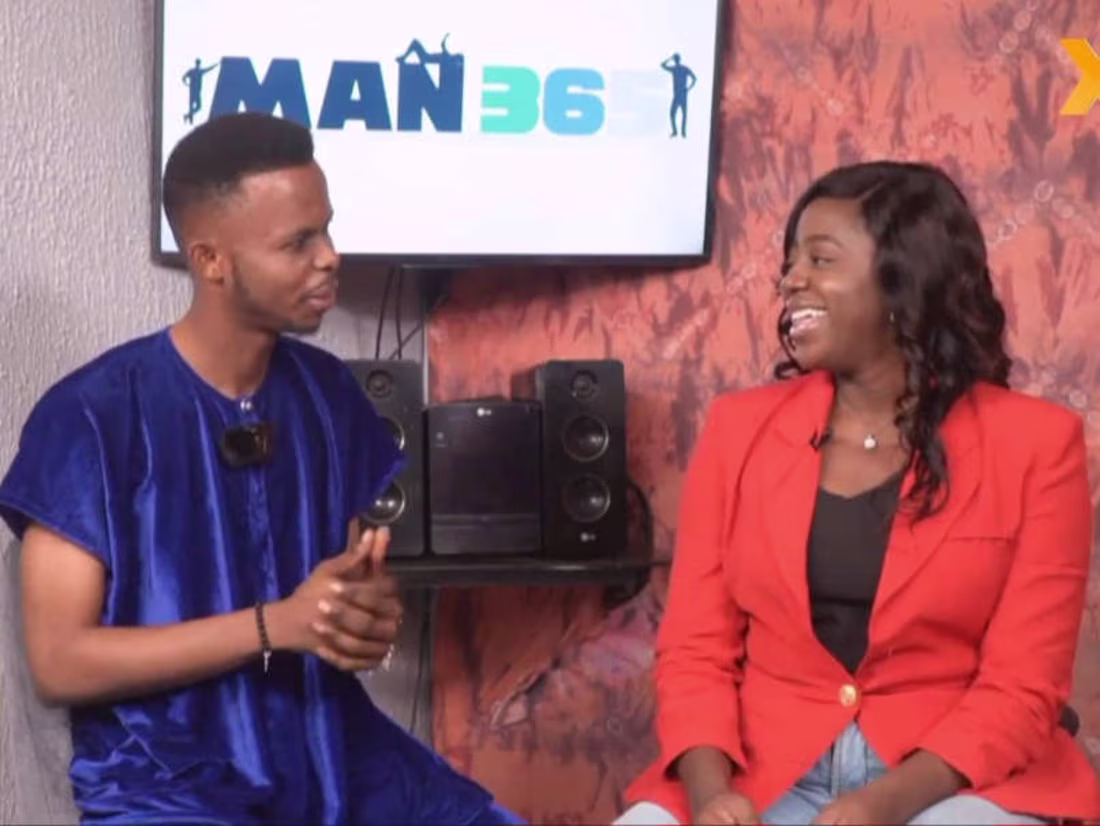 Cover image for GAME SHOW