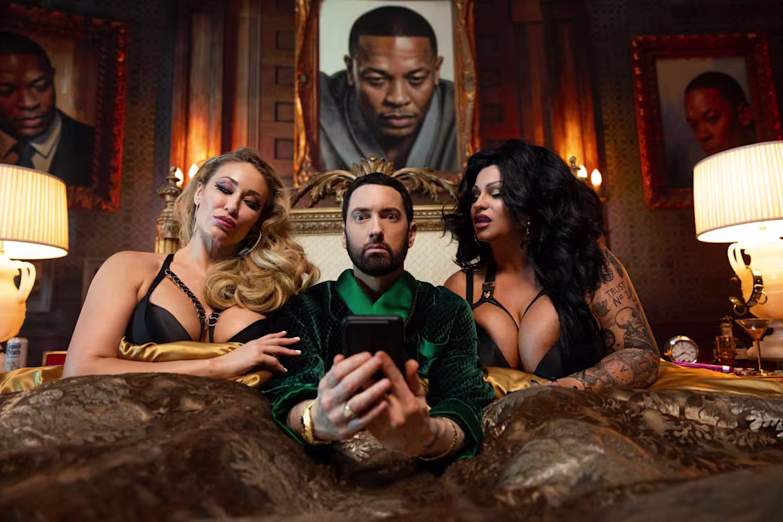 Cover image for EMINEM | HOUDINI MUSIC VIDEO