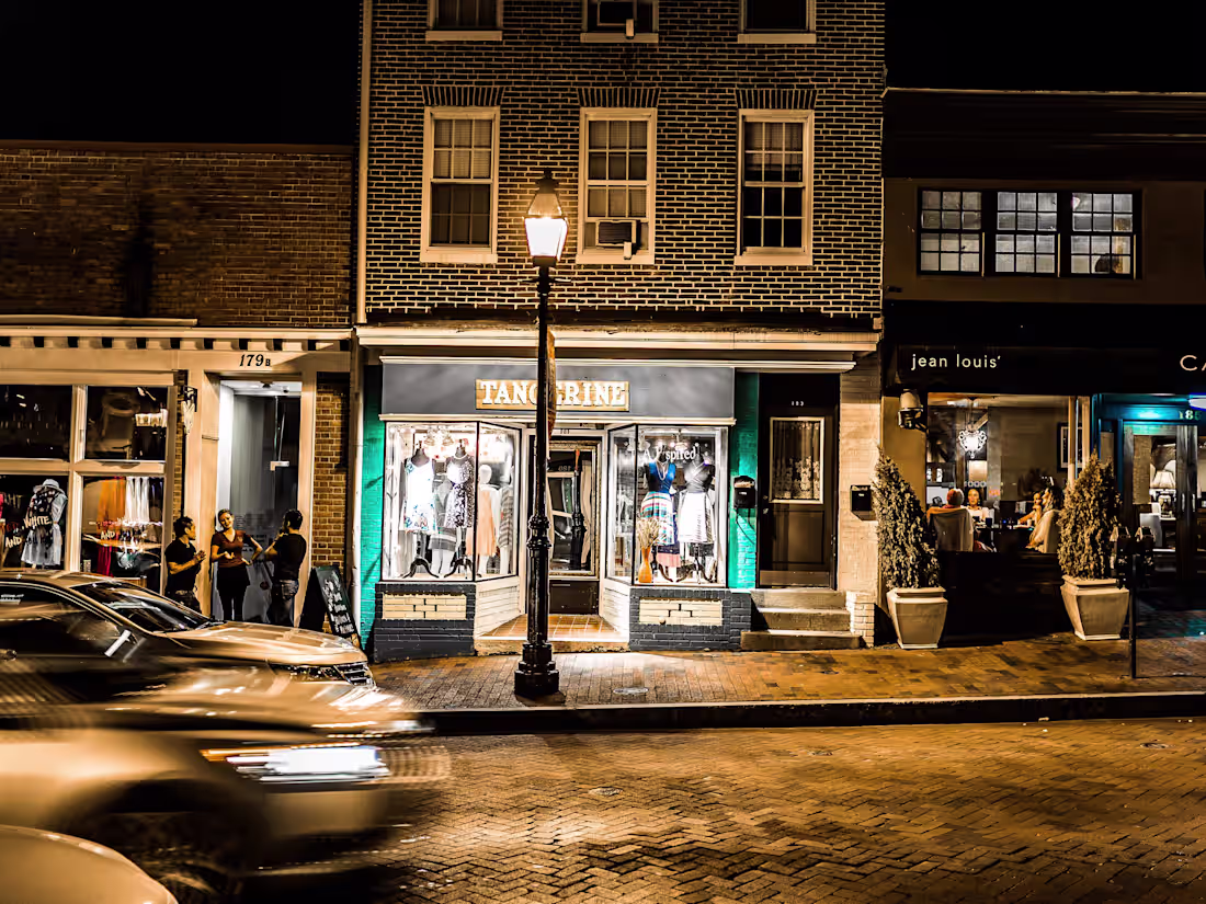 Cover image for Independent Shops Struggle In An Online World