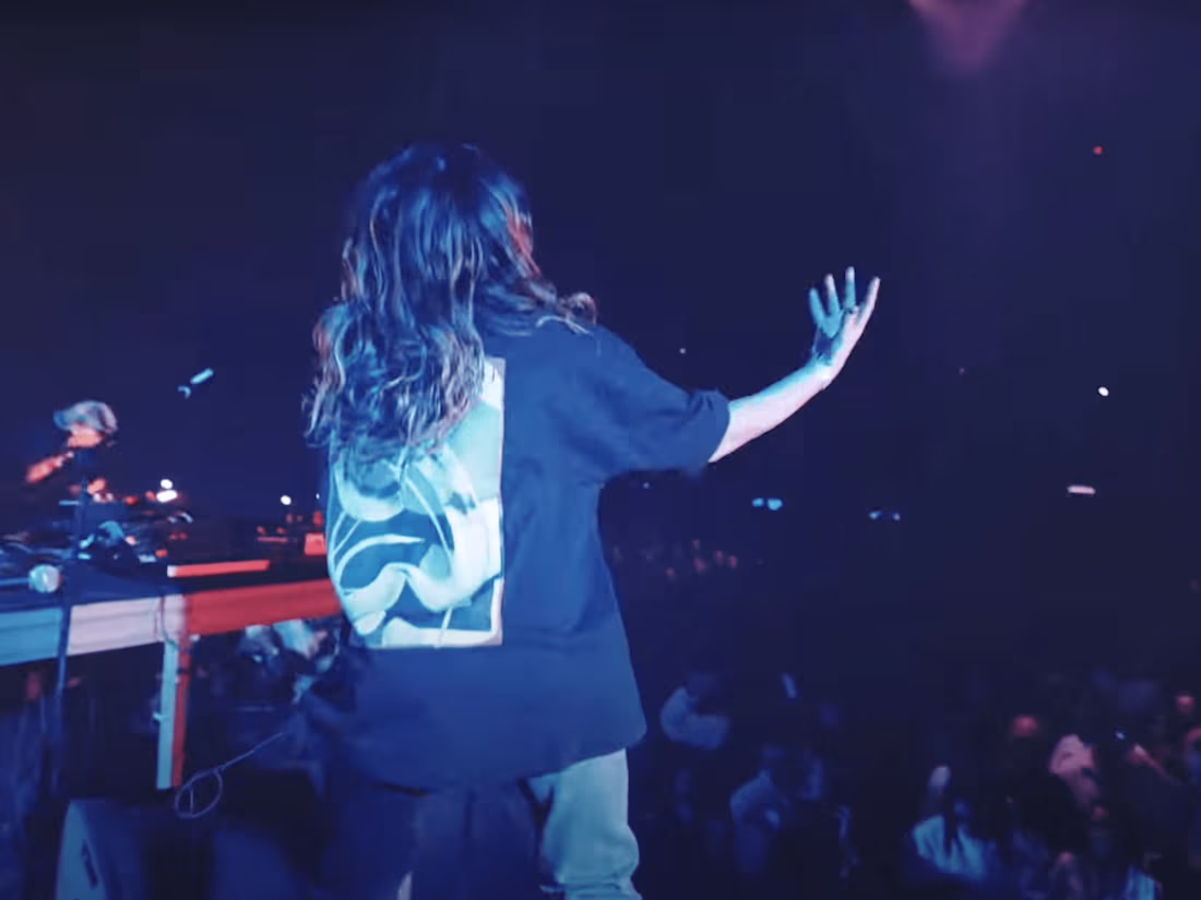 Cover image for Ameli Paul - Live Performance