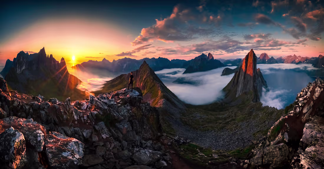 Cover image for MIDNIGHT SUN IN NORWAY