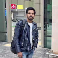 TARIQ ANSARI Graphic Designer