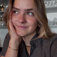 Oola  Christen 