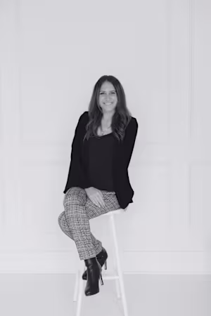 Hi, I’m Becca, founder of SZNS digital marketing! After year...