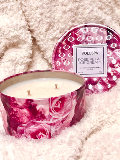 Candle still photo  